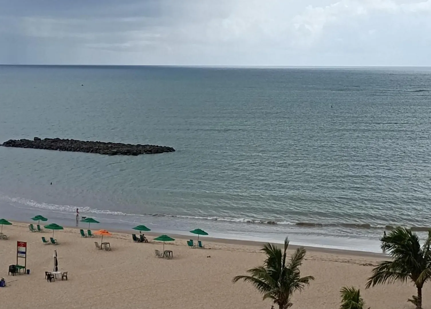 Apto 3 Quartos Pe Na Areia Prox De Recife